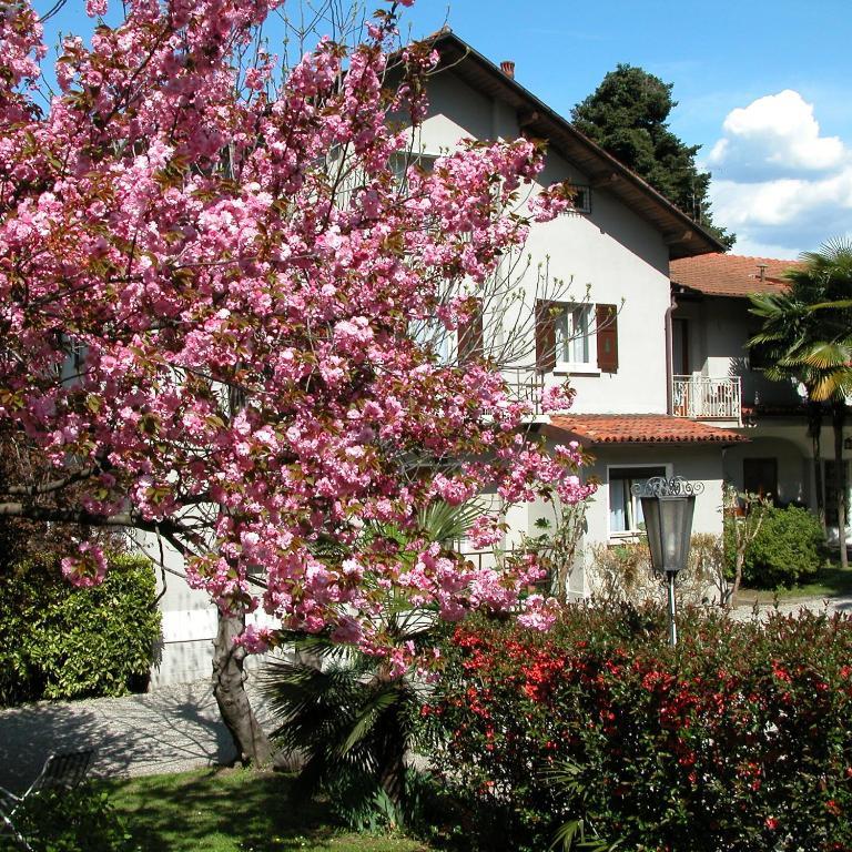 Du Parc Hotel Lake Maggiore ภายนอก รูปภาพ