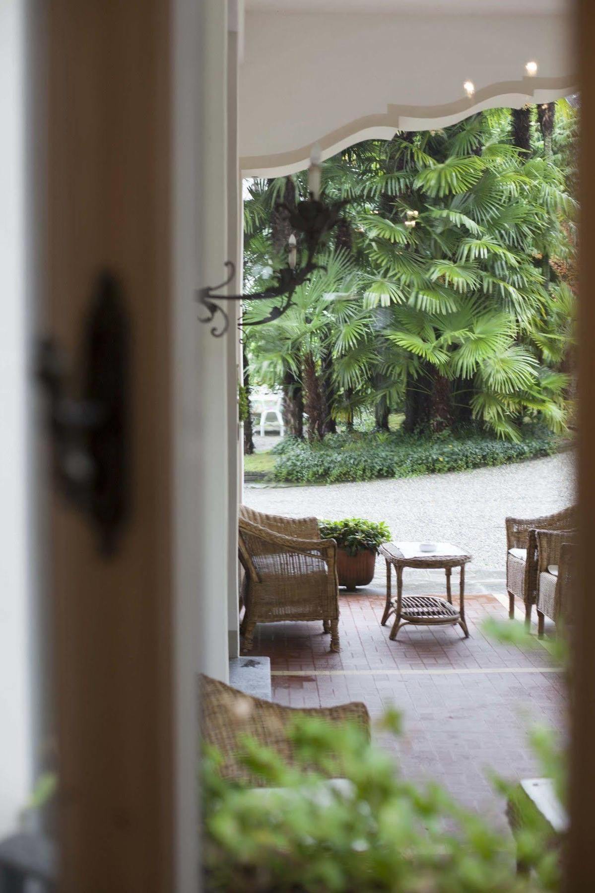 Du Parc Hotel Lake Maggiore ภายนอก รูปภาพ